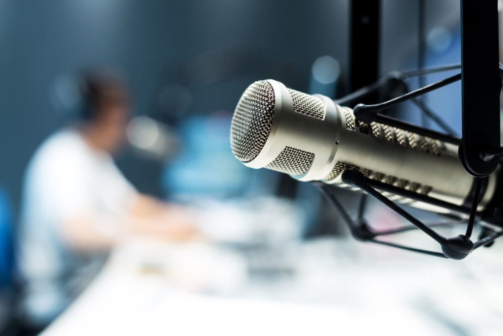 Radio Advertising Solutions: Reach Your Local Audience!