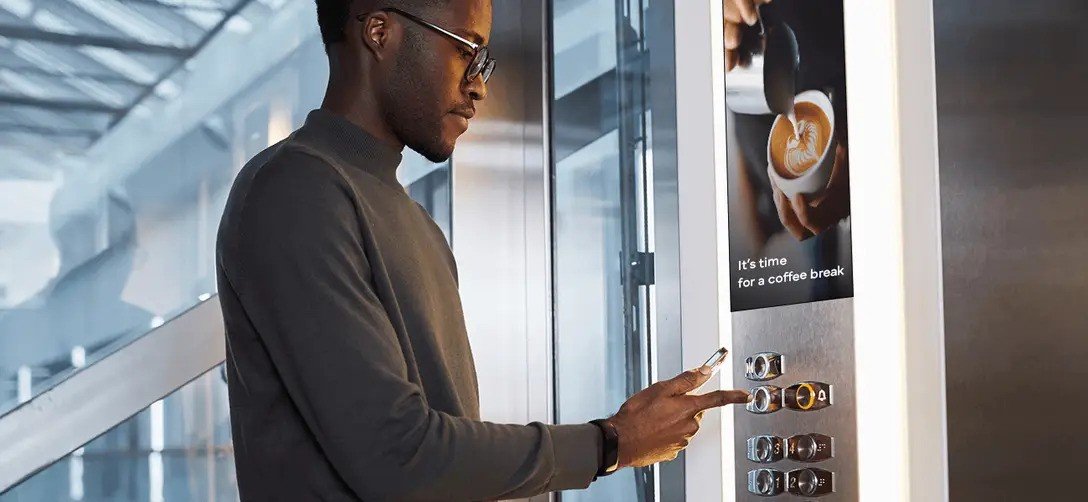 Elevator Advertising Capturing Attention in High-Traffic Areas in Dubai, UAE