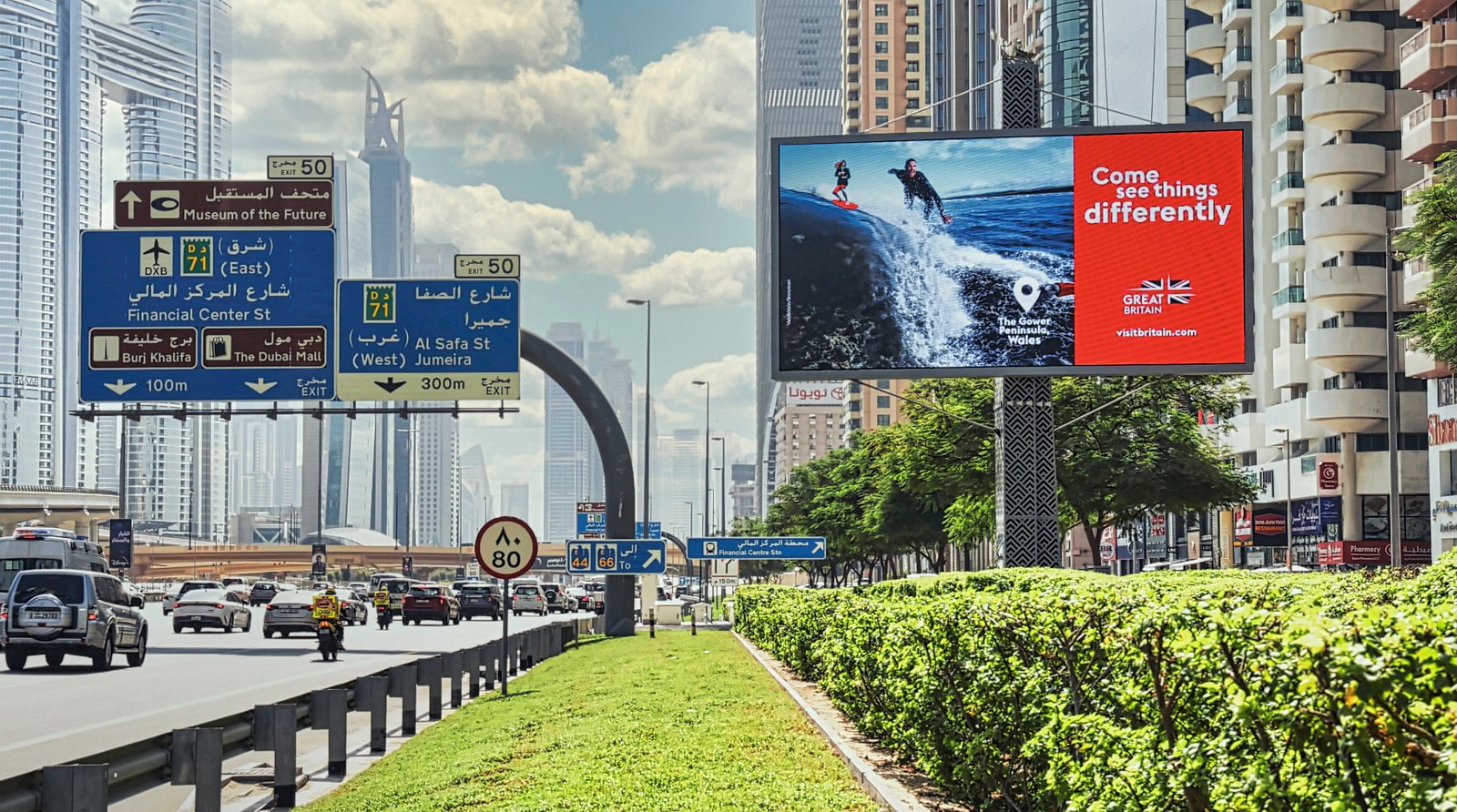 Best Billboard Locations in Dubai for Luxury Brands