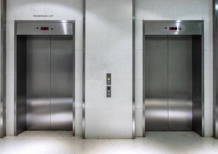Elevator Advertising Cost in Dubai: 2026 Rates & ROI Guide